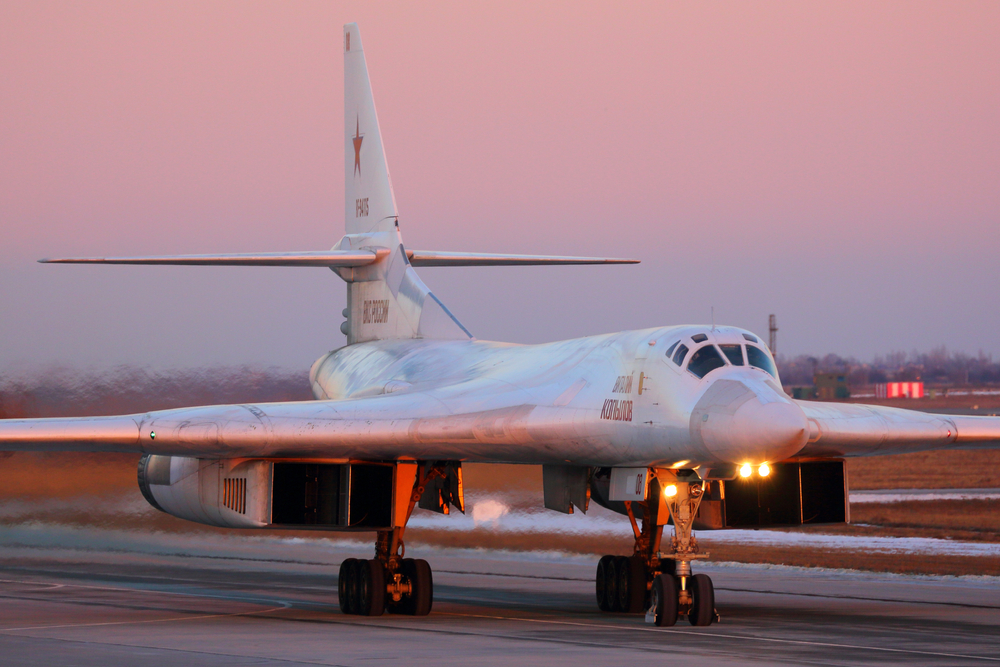 Tu-160M model